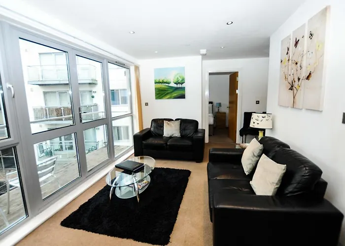 Your Marsh House * Bristol