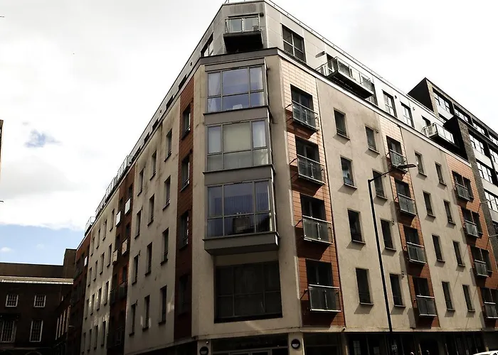 Your Marsh House Bristol